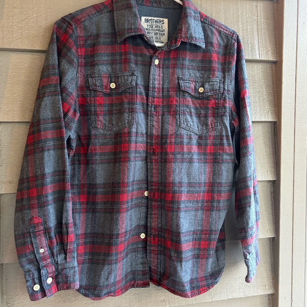 Brothers flannel shirt plaid pattern long sleeves cotton